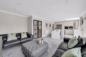 Photo 23- click for photo gallery